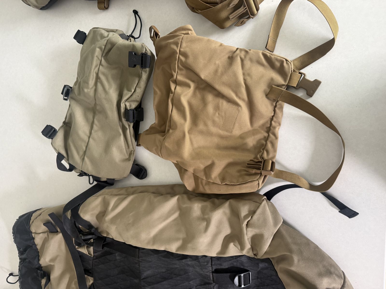Stone Glacier R3 3300 + EVO 40/56 Bag + Lid + Front Access Bag