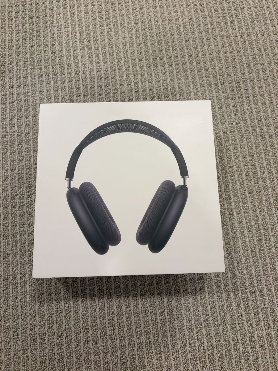 Airpods Max 1st generation space grey