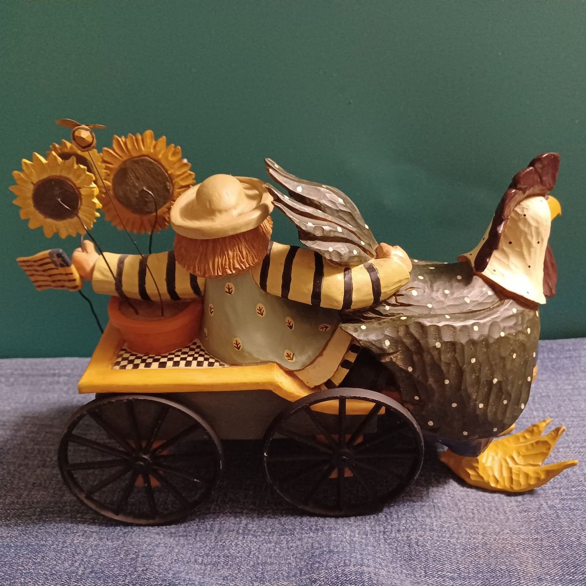 Main image 4
