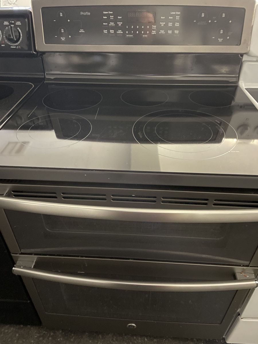GE Profile Black Glass 30" Range, Beautiful, Very Clean, With 30 Day Warranty!