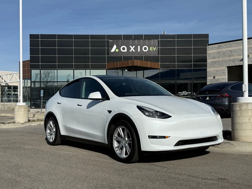 2022 Tesla Model Y Long Range