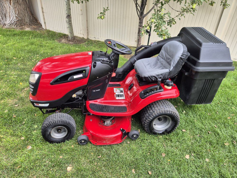 Craftsman 24hp Riding Mower with Bags 