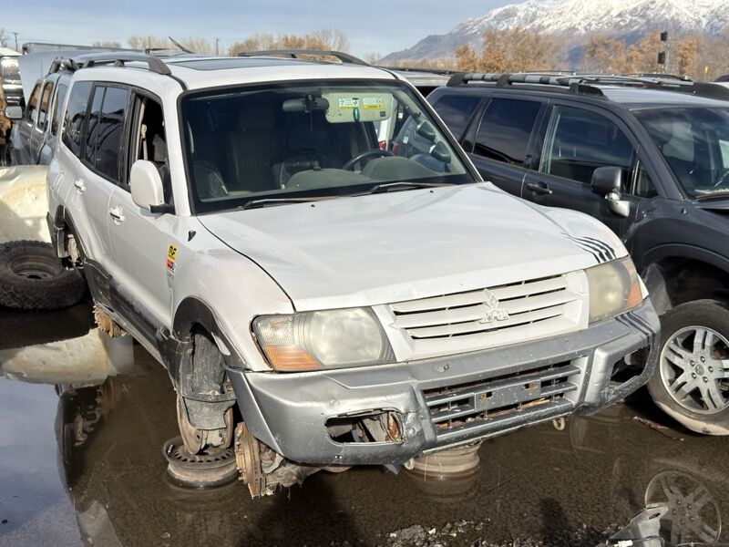 2002 Mitsubishi Montero Parts