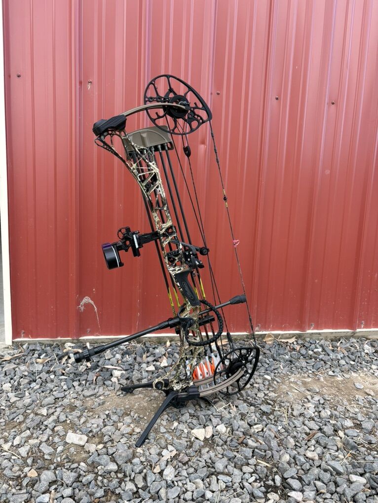 Matthews Lift 29 1/2