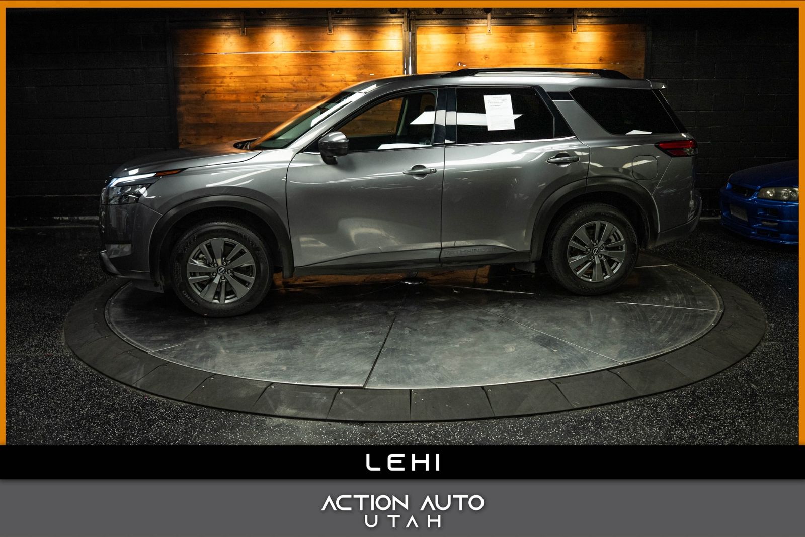 2024 Nissan Pathfinder SV