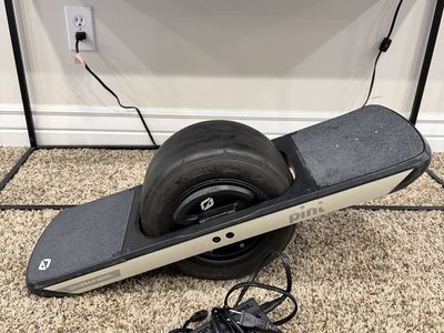 Onewheel Pint new
