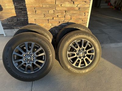Set of 4 Yokohama Geolander X-CV 245/70 R18 on Toyota LandCruiser 18” Wheels