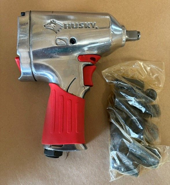 Husky HDT202