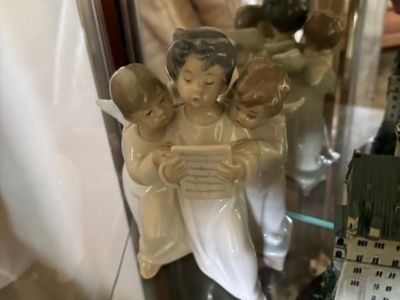 Lladró porcelain piece titled "Angels' Group"