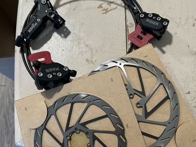 NEW Sram Maven Silver