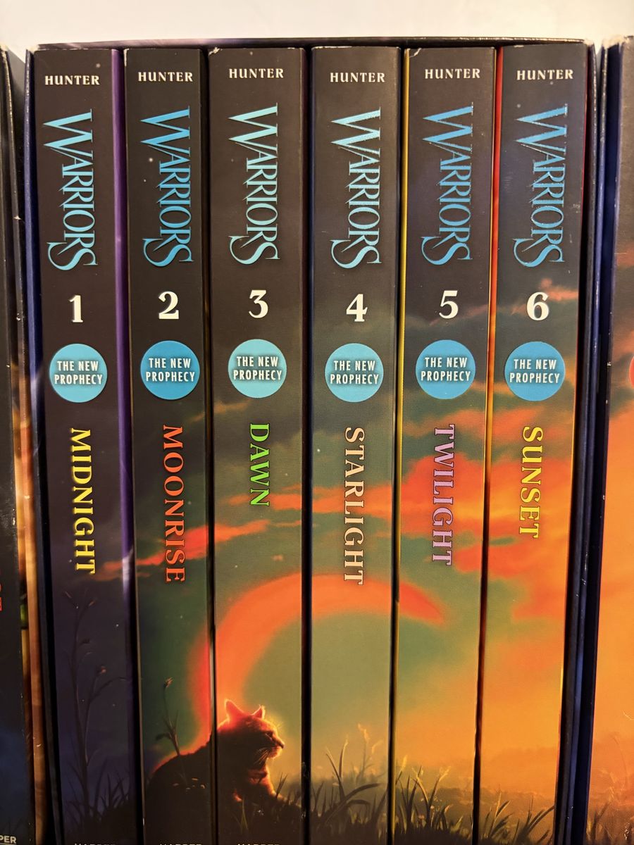 LOTS of Warrior Cats Sets/Books