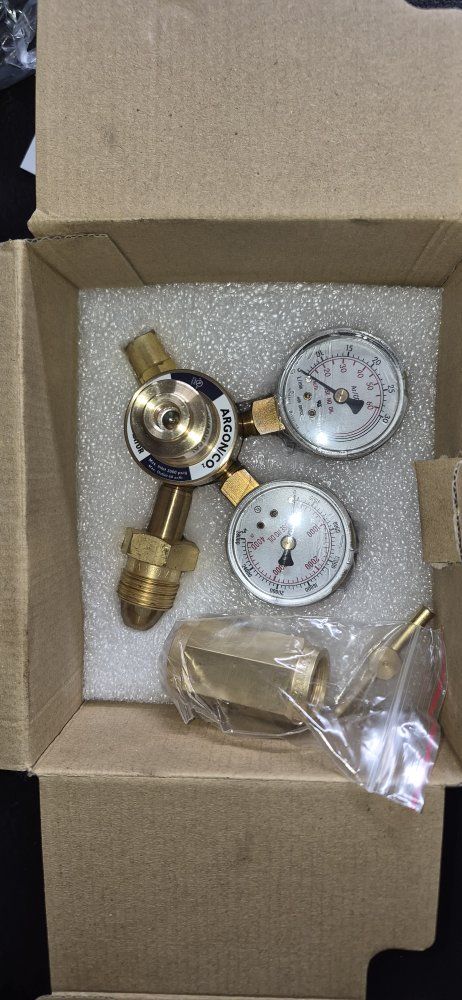 Argon/CO2 Flowgauge Regulator Dual Pressure Gauge Set