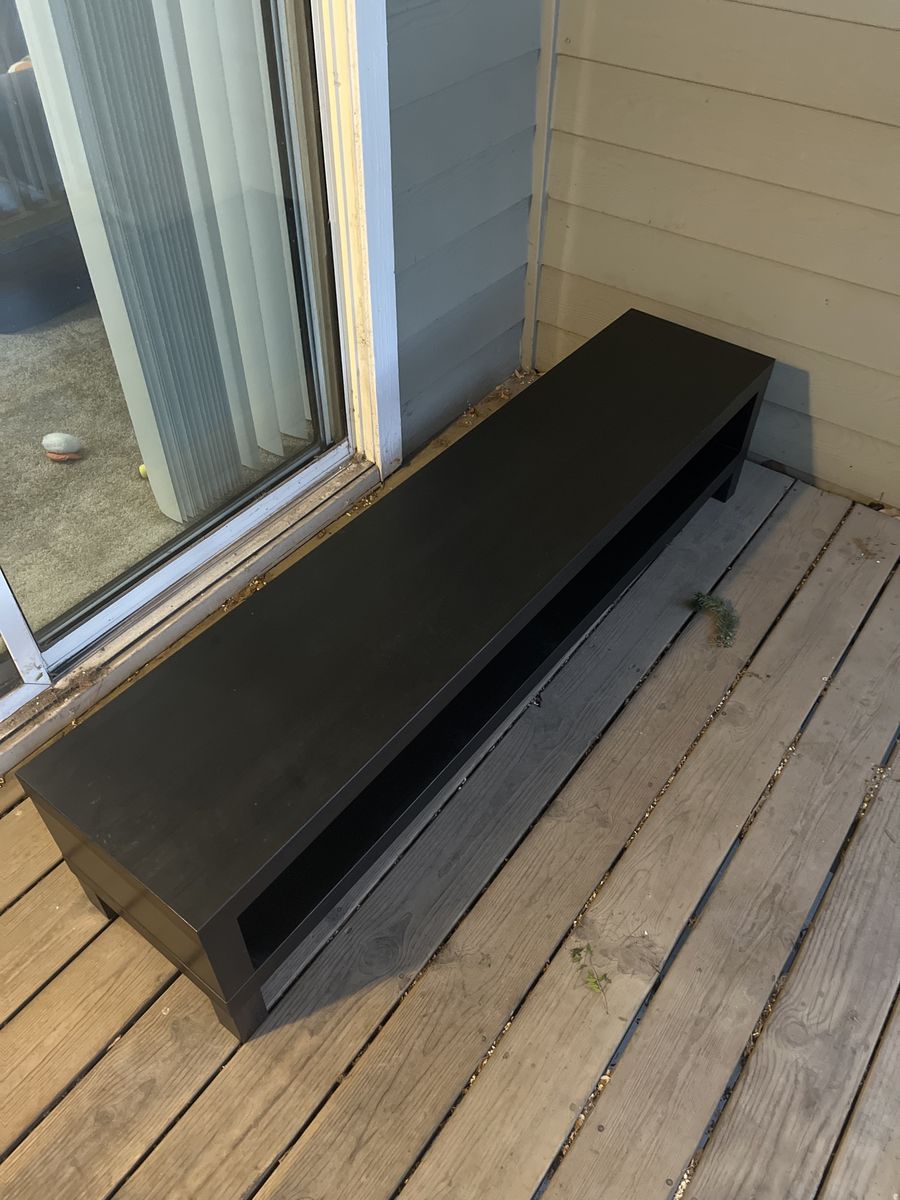Tv stand