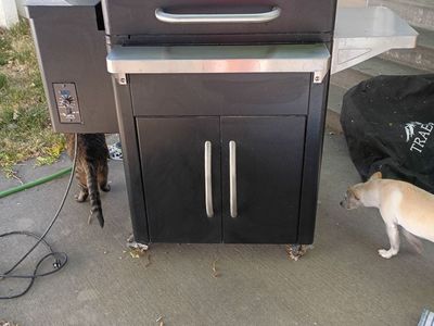 Traeger Pellet Grill - Black, with Cabinet Storage