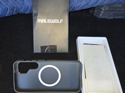 MALEWOLF Magnetic Phone Case with Kickstand - Black