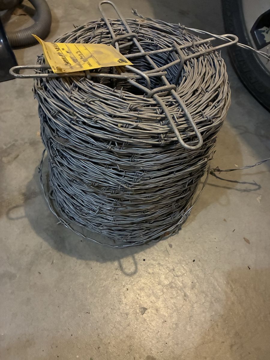 Roll of barbed wire