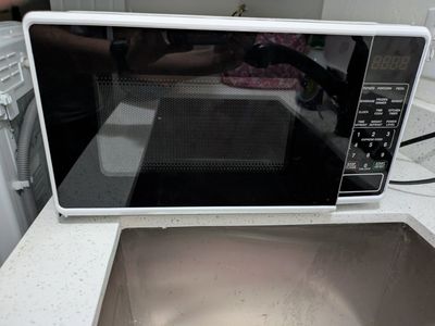Mainstays Countertop Microwave