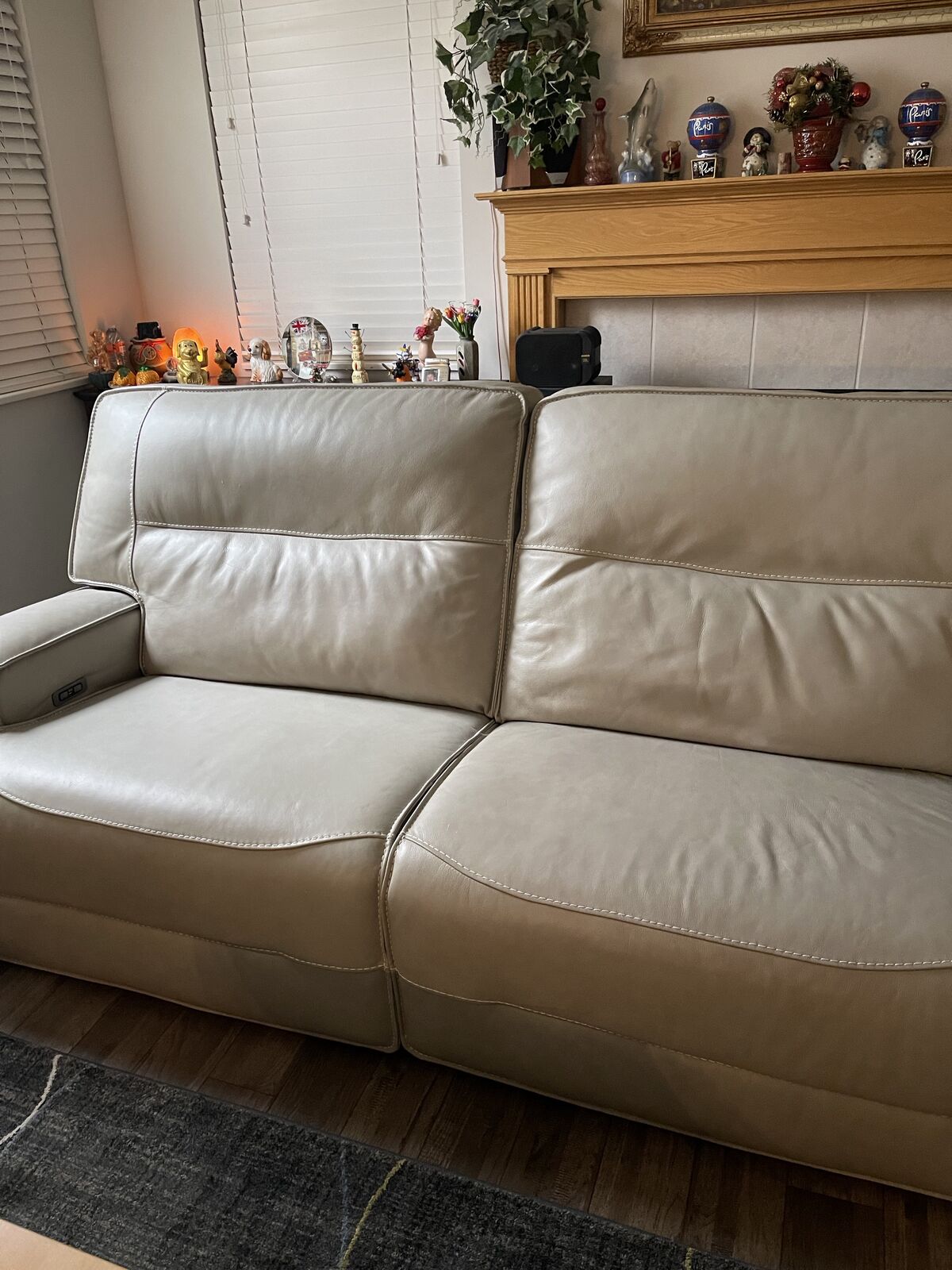 Power Reclining leather sofa w/adjustable lumbar