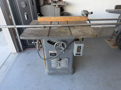 DELTA Rockwell 10" UNISAW Industrial Table Saw with Fence & Extension