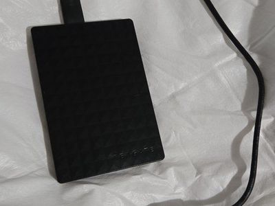 Seagate 1TB Portable External Hard Drive USB 3.0, Black, Slim & Compact Design