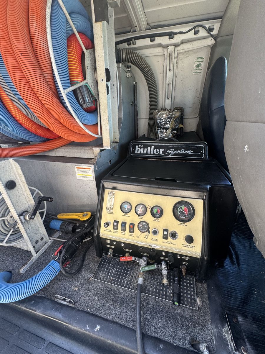Truck Mount Carpet Cleaning Van $OBO$