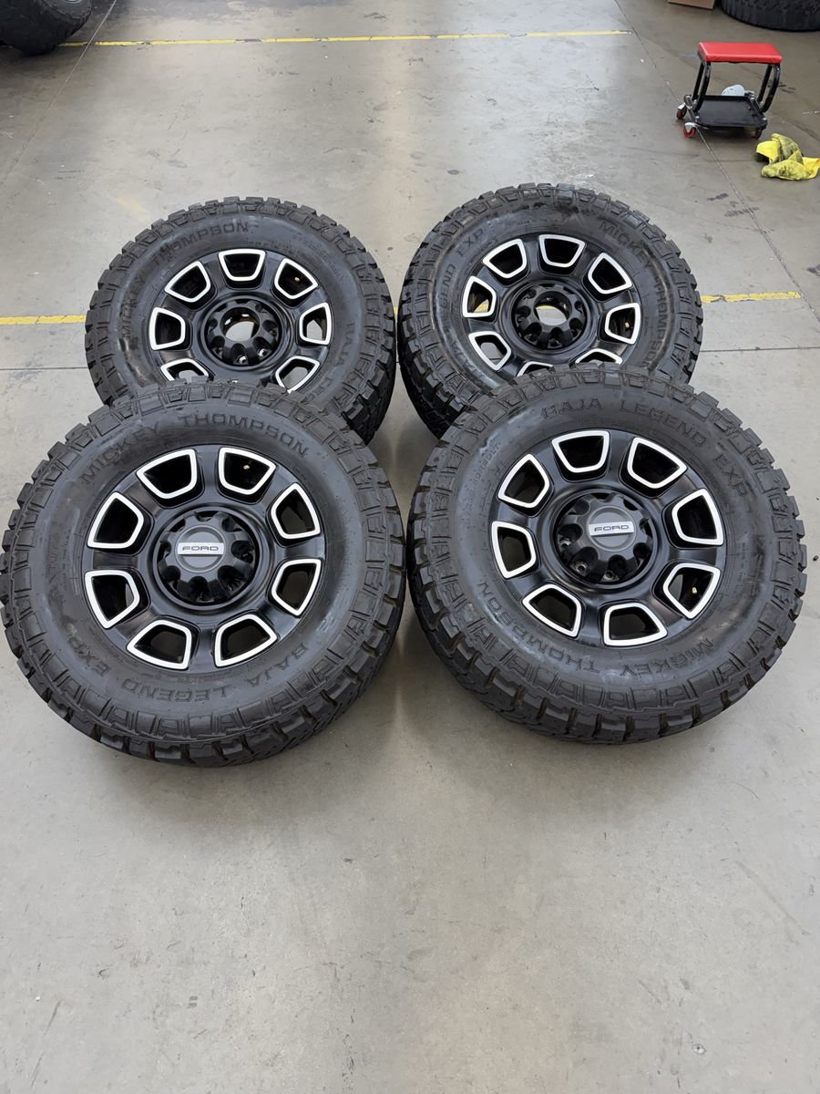 2025 f350 platinum 20in wheels/ 37x13.5r20 tires