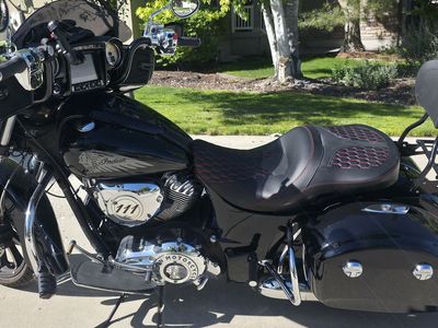 2017 INDIAN CHIEFTIAN LIMITED