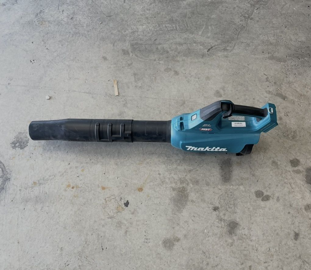Makita Blower XGT Tool Only