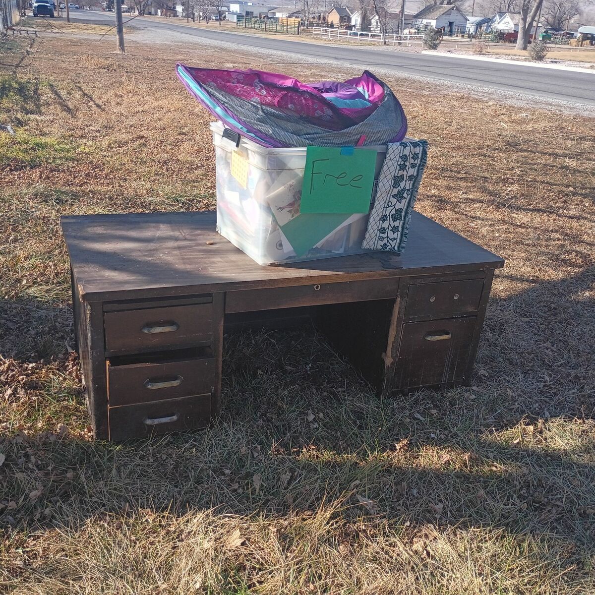 free desk and tote of random stuff