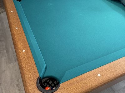 7 ft pool table