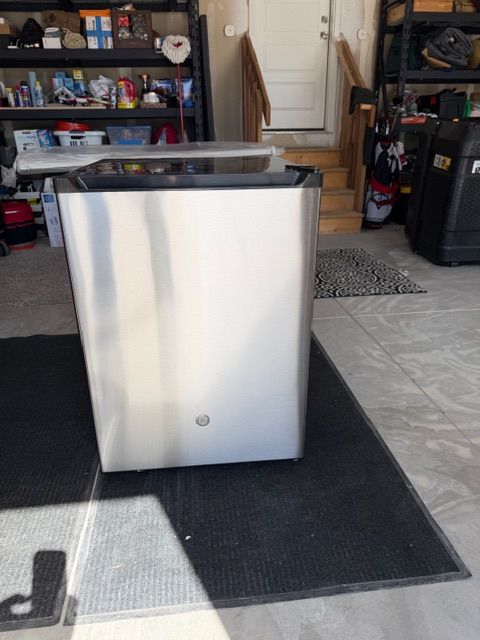 GE under counter refrigerator