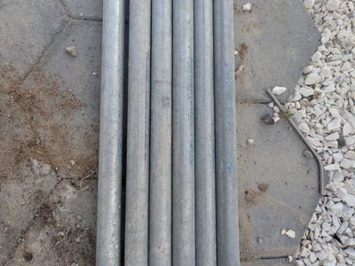 (6) 1 in. x 10 ft. Galvanized Steel Pipes - Perfect for DIY/Projects