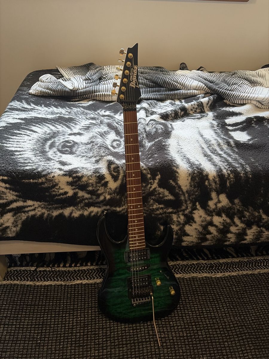 Ibanez GIO Electric Guitar - Green Burst, Gold Hardware