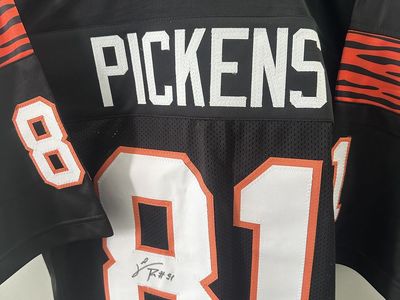 Carl Pickens Signed Cincinnati Bengals Jersey – JSA Authenticated
