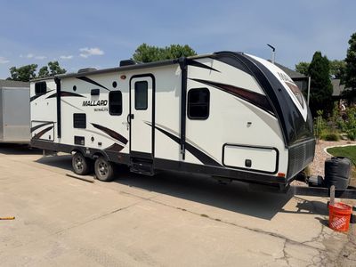 2019 Mallard Travel Trailor