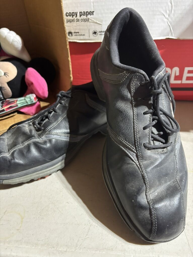 Nice Mens Golf Shoes-size 11