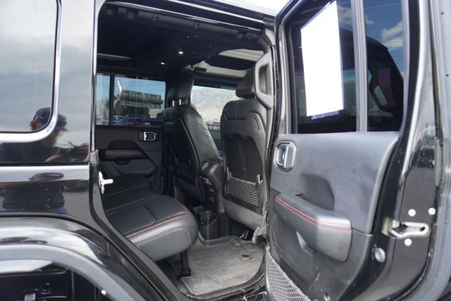 Main image 25