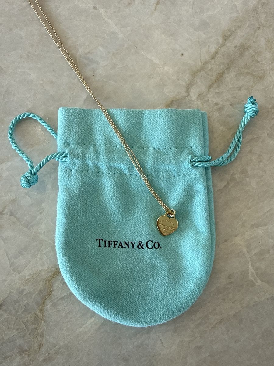 Tiffany & Co. 18k Yellow Gold Return to Tiffany Mini Heart Tag Pendant Necklace