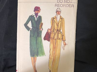 Amazing Vintage Vogue Sewing Pattern.