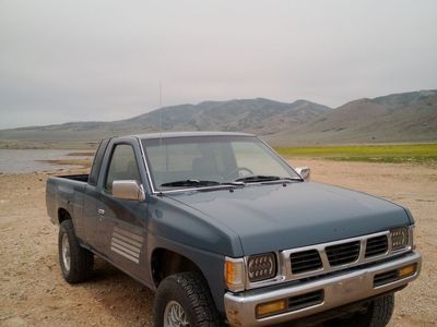 1995 Nissan Truck SE V6