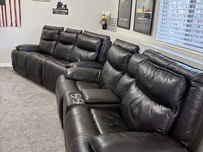 Beautiful Reclining Sofa and Loveseat