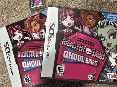 Monster High Ghoul Spirit DS (Complete)
