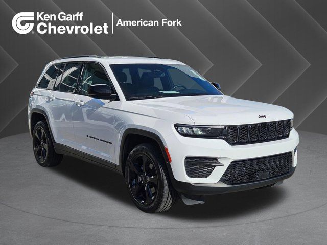 2023 Jeep Grand Cherokee Altitude