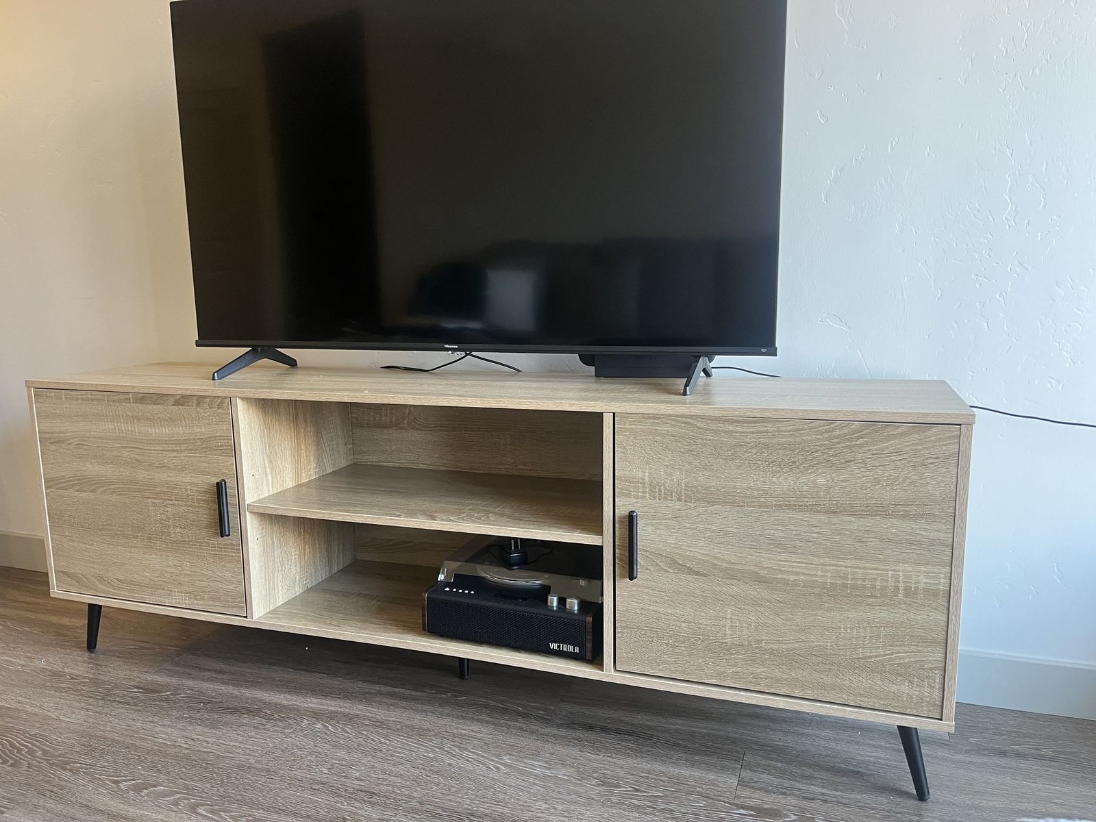 Light Wood TV stand