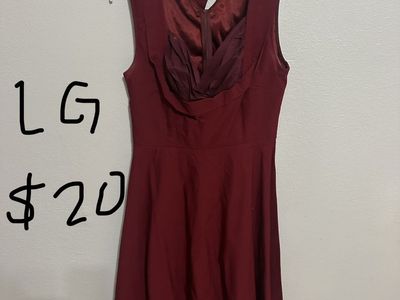 Women's Dresses - Various Styles & Sizes (M-LG)