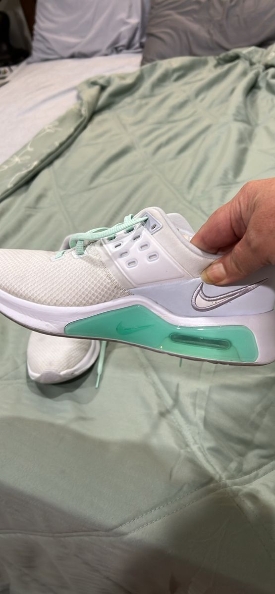 Nike Air Max Bella TR 4 Women's Training Shoes White/Mint Size 9