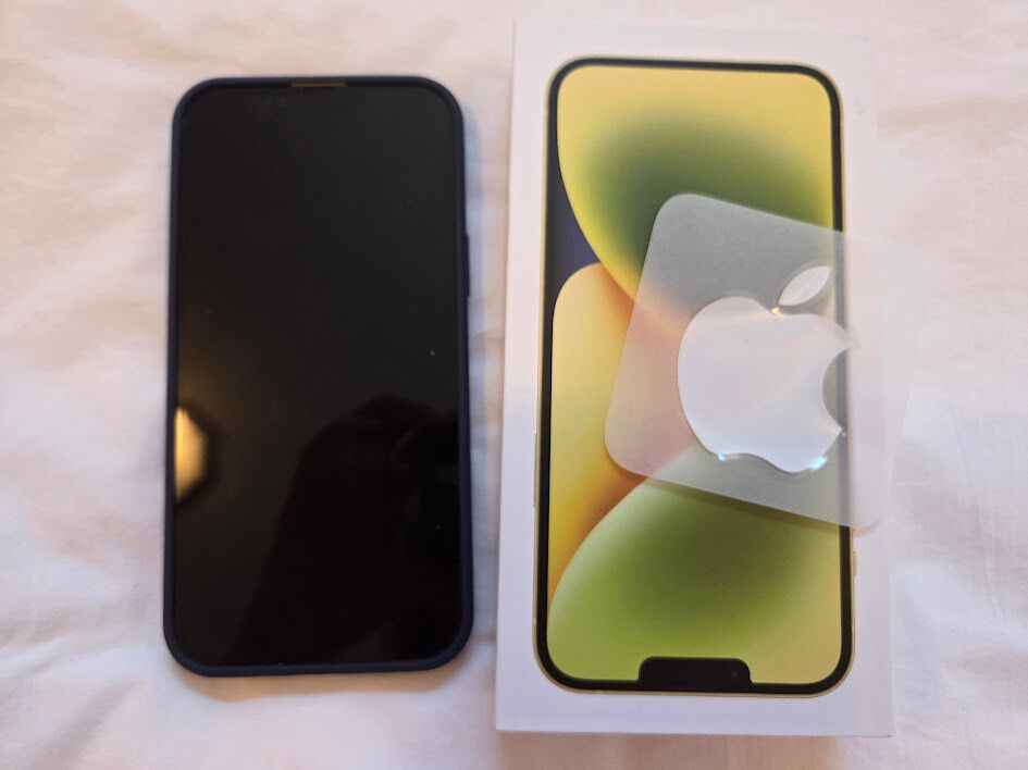 UNLOCKED iPhone 14 Plus in new condition, 128 GB