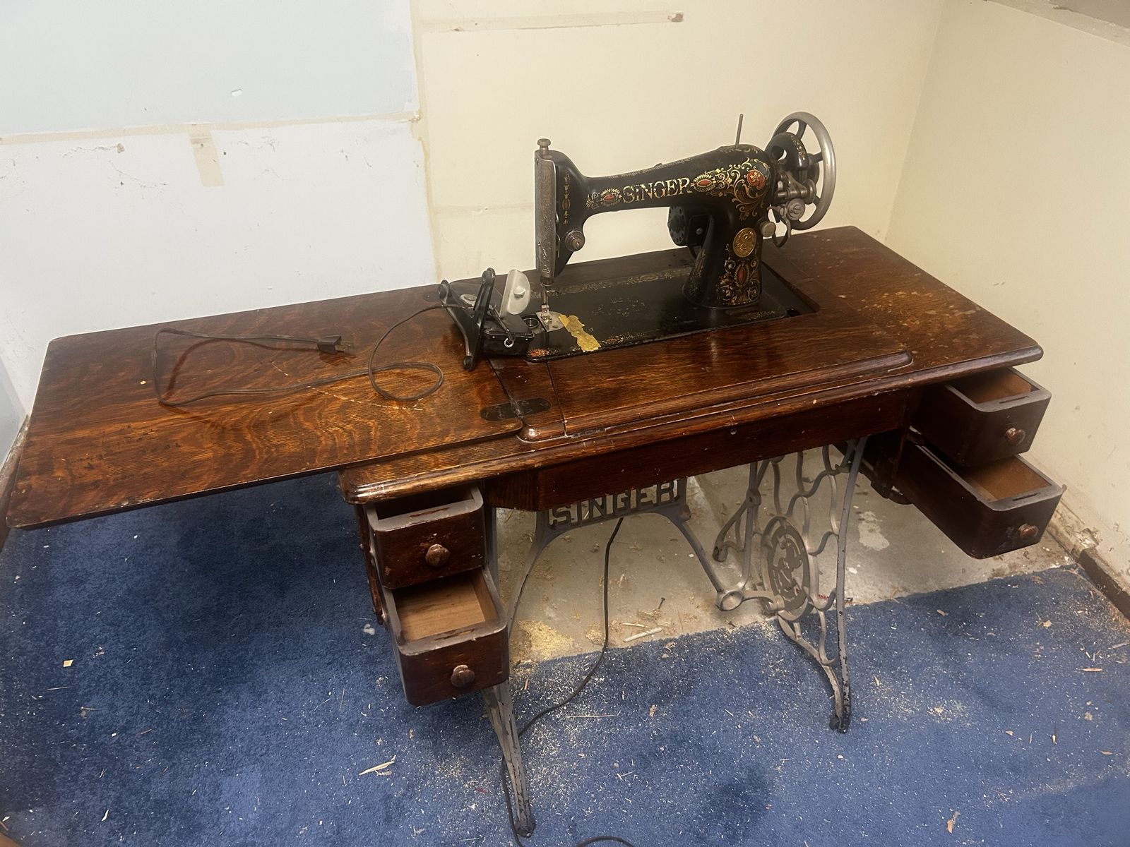 Singer G1003920 Sewing Machine