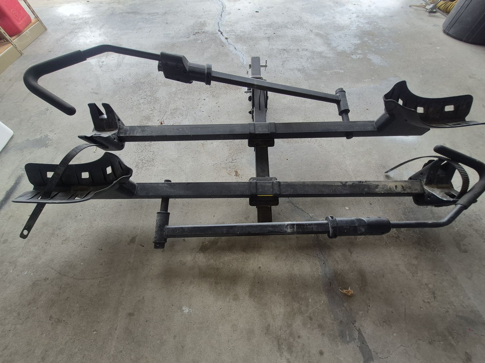 Hitch Mount 2-Bike Rack Platform Style