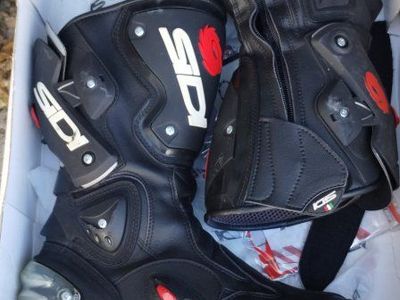 Sidi vertigo racing boots $50 size 8.5